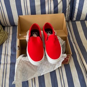 Vans Asher slip-ons in Red NIB